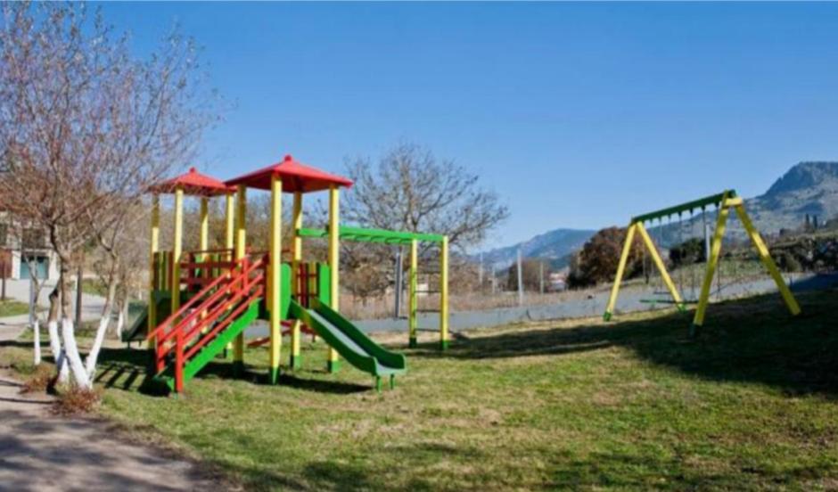 All Seasons Πέτρινες Παραδοσιακές Κατοικίες 칼라브리타 외부 사진
